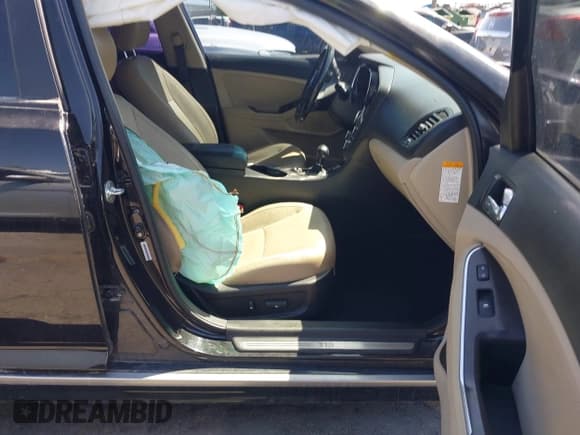 ✅ 2014 Kia Optima EX • VIN: KNAGN4AD1E5073586 • Lot: 42795892. Listed on IAAI with Not provided. Free auction sales archive from the USA and detailed vehicle history report at DreamBid. Image 5.