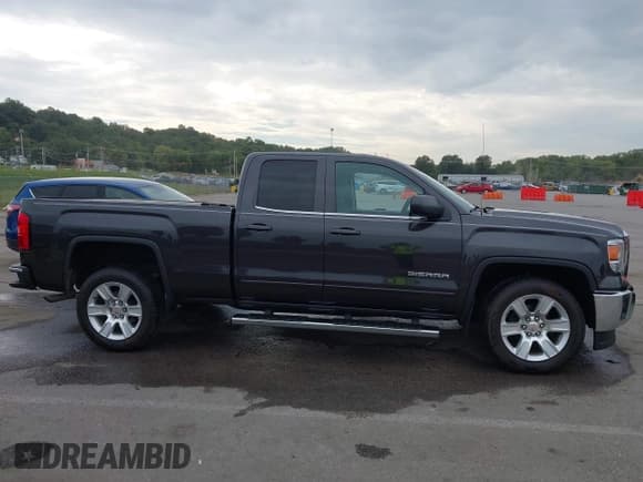 ✅ 2014 GMC Sierra 1500 SLE • VIN: 1GTR1UECXEZ364508 • Lot: 43436733. Wystawiony na IAAI z przebiegiem 75 208 mil. Bezpłatny archiwum sprzedaży aukcyjnych z USA i szczegółowy raport historii pojazdu na DreamBid. Zdjęcie 13.