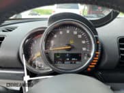 ✅ 2017 MINI Clubman Cooper • VIN: WMWLN5C34H2E33807 • Lot: 66854735. Wystawiony na Copart z przebiegiem 92 637 mil. Bezpłatny archiwum sprzedaży aukcyjnych z USA i szczegółowy raport historii pojazdu na DreamBid. Zdjęcie 9.