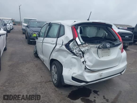 ✅ 2019 Honda Fit LX • VIN: 3HGGK5H4XKM733753 • Lot: 42635581. Listed on IAAI with 69,933 mi. Free auction sales archive from the USA and detailed vehicle history report at DreamBid. Image 3.