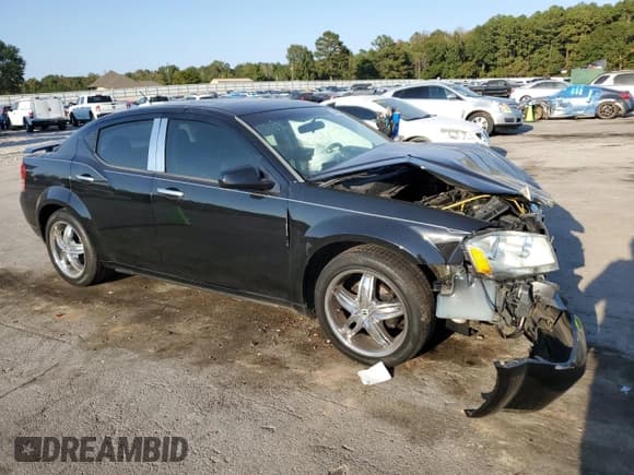 ✅ 2008 Dodge Avenger SXT • VIN: 1B3LC56K88N650012 • Лот: 75888974. Опубликован ранее на Copart с пробегом 173 107 миль. Бесплатный доступ к архиву аукционных продаж из США и подробный отчёт об истории автомобиля на DreamBid. Изображение 4.