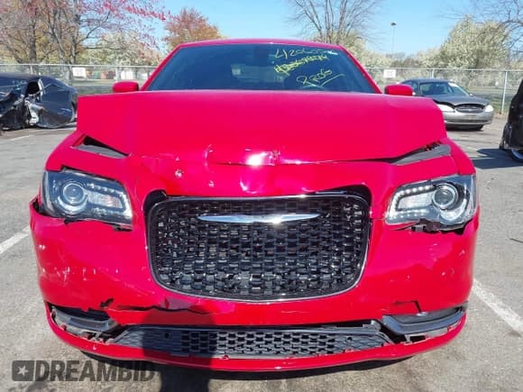 ✅ 2016 Chrysler 300 S • VIN: 2C3CCAGGXGH117091 • Лот: 42060505. Опубликован ранее на IAAI с пробегом 81 938 миль. Бесплатный доступ к архиву аукционных продаж из США и подробный отчёт об истории автомобиля на DreamBid. Изображение 12.