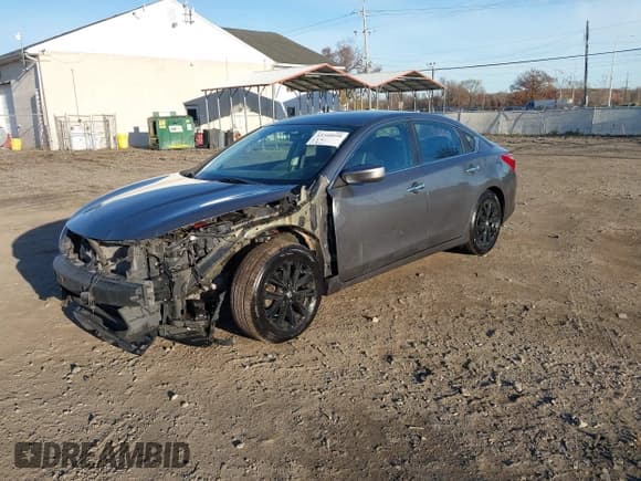 ✅ 2018 Nissan Altima SL • VIN: 1N4AL3AP4JC244524 • Lot: 43740058. Listed on IAAI with 95,833 mi. Free auction sales archive from the USA and detailed vehicle history report at DreamBid. Image 17.