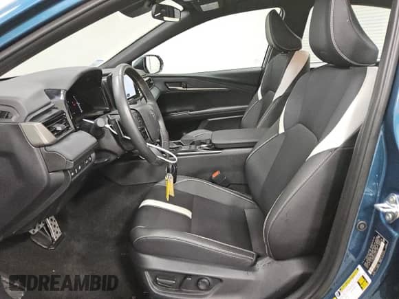 2025 Toyota Camry SE with VIN 4T1DAACK9SU147491, listed as a Copart auction lot 90618325 with 7,774 mi miles and Clean title. Bid and sale history available at DreamBid. Image 7.