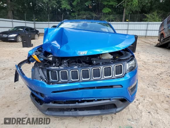 ✅ 2020 Jeep Compass Sport • VIN: 3C4NJCAB0LT230276 • Lot: 67936245. Listed on Copart with 59,751 mi. Free auction sales archive from the USA and detailed vehicle history report at DreamBid. Image 5.