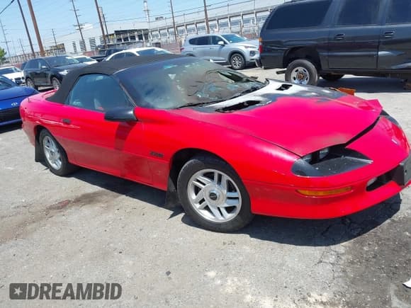 ✅ 1994 Chevrolet Camaro Z28 • VIN: 2G1FP32P2R2137303 • Лот: 42343430. Опубликован ранее на IAAI с пробегом Не указан. Бесплатный доступ к архиву аукционных продаж из США и подробный отчёт об истории автомобиля на DreamBid. Изображение 1.