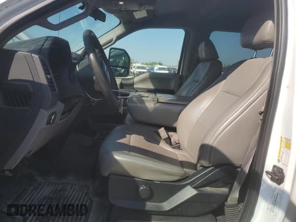 ✅ 2019 Ford F-350 XL • VIN: 1FT8W3CT7KEC96827 • Лот: 84932675. Опубликован ранее на Copart с пробегом 413 951 миль. Бесплатный доступ к архиву аукционных продаж из США и подробный отчёт об истории автомобиля на DreamBid. Изображение 7.