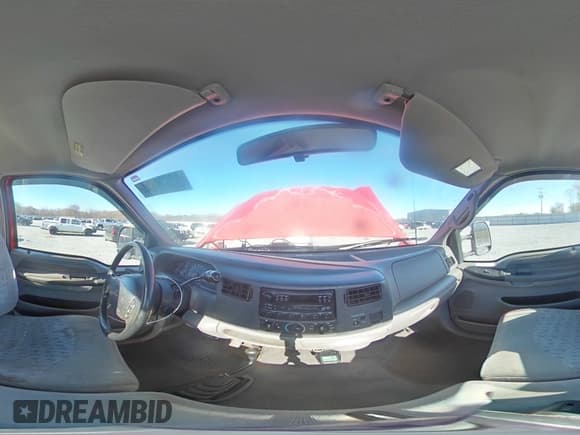 ✅ 2000 Ford F-250 XL • VIN: 1FTNF21F3YEB90135 • Lot: 83629824. Listed on Copart with 224,902 mi. Free auction sales archive from the USA and detailed vehicle history report at DreamBid. Image 12.