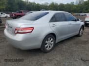 ✅ 2011 Toyota Camry LE • VIN: 4T1BF3EK2BU758920 • Лот: 81750695. Опубликован ранее на Copart с пробегом 304 683 миль. Бесплатный доступ к архиву аукционных продаж из США и подробный отчёт об истории автомобиля на DreamBid. Изображение 3.