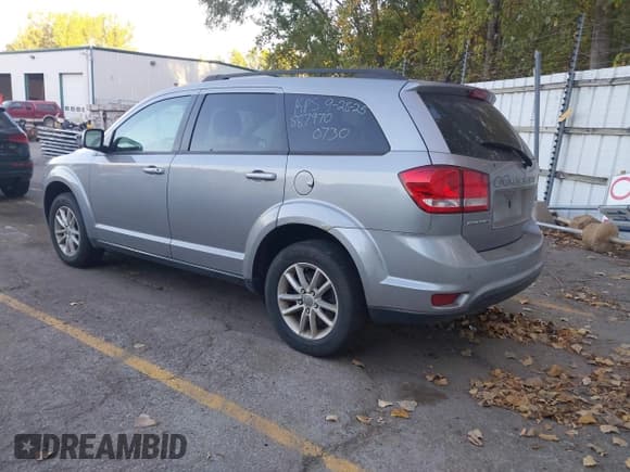 ✅ 2016 Dodge Journey SXT • VIN: 3C4PDCBB5GT130730 • Lot: 43365116. Wystawiony na IAAI z przebiegiem 189 285 mil. Bezpłatny archiwum sprzedaży aukcyjnych z USA i szczegółowy raport historii pojazdu na DreamBid. Zdjęcie 3.