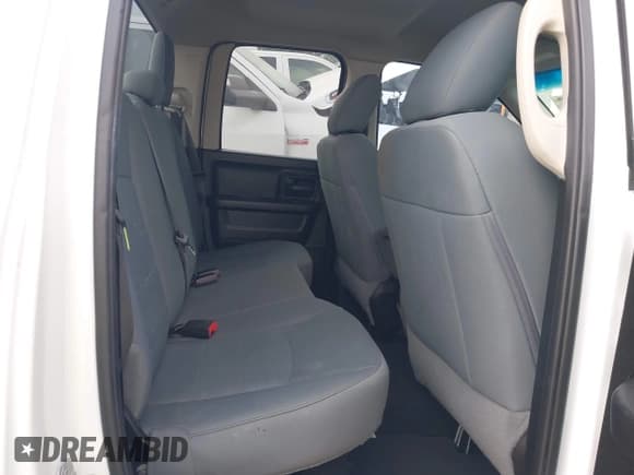✅ 2019 Ram 1500 Tradesman • VIN: 1C6RR6FG0KS594446 • Lot: 42264468. Listed on IAAI with 155,867 mi. Free auction sales archive from the USA and detailed vehicle history report at DreamBid. Image 8.