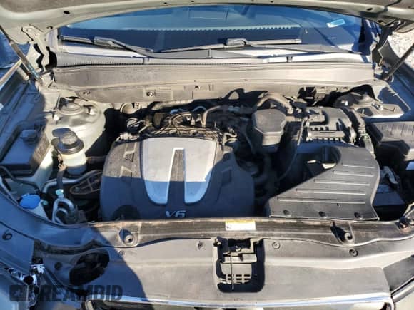 2010 Hyundai Santa Fe SE with VIN 5NMSHDAGXAH352377, listed as a Copart auction lot 89473705 with 140,013 mi miles and Clean title. Bid and sale history available at DreamBid. Image 12.