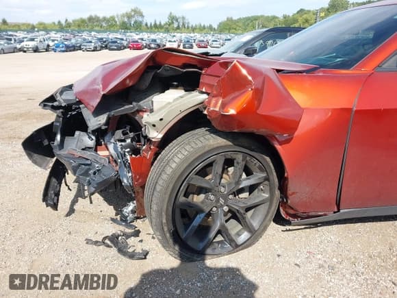 ✅ 2022 Dodge Challenger GT • VIN: 2C3CDZJG9NH164498 • Lot: 43154784. Listed on IAAI with 24,727 mi. Free auction sales archive from the USA and detailed vehicle history report at DreamBid. Image 6.