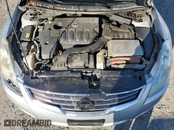 ✅ 2010 Nissan Altima Hybrid • VIN: 1N4CL2AP9AC110966 • Lot: 84910075. Listed on Copart with 309,032 mi. Free auction sales archive from the USA and detailed vehicle history report at DreamBid. Image 11.