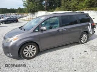 ✅ 2017 Toyota Sienna XLE Premium • VIN: 5TDYZ3DC8HS774469 • Лот: 84936995. Опубликован ранее на Copart с пробегом 174 543 миль. Бесплатный доступ к архиву аукционных продаж из США и подробный отчёт об истории автомобиля на DreamBid. Изображение 1.