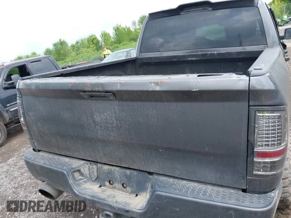 ✅ 2017 Ram 1500 Express • VIN: 1C6RR7KT6HS834116 • Lot: 42635297. Listed on IAAI with 153,693 mi. Free auction sales archive from the USA and detailed vehicle history report at DreamBid. Image 16.