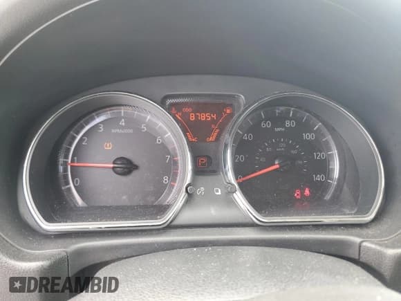 ✅ 2013 Nissan Versa SL • VIN: 3N1CN7AP3DL839316 • Lot: 71435855. Wystawiony na Copart z przebiegiem 87 854 mil. Bezpłatny archiwum sprzedaży aukcyjnych z USA i szczegółowy raport historii pojazdu na DreamBid. Zdjęcie 9.