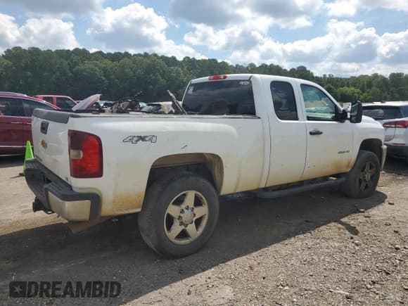 ✅ 2013 Chevrolet Silverado 2500HD Work Truck • VIN: 1GC2KVCG0DZ366874 • Lot: 69971355. Wystawiony na Copart z przebiegiem 240 369 mil. Bezpłatny archiwum sprzedaży aukcyjnych z USA i szczegółowy raport historii pojazdu na DreamBid. Zdjęcie 3.