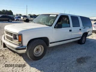 ✅ 1999 Chevrolet Suburban • VIN: 3GNEC16R7XG251720 • Lot: 81502654. Wystawiony na Copart z przebiegiem 198 335 mil. Bezpłatny archiwum sprzedaży aukcyjnych z USA i szczegółowy raport historii pojazdu na DreamBid. Zdjęcie 1.