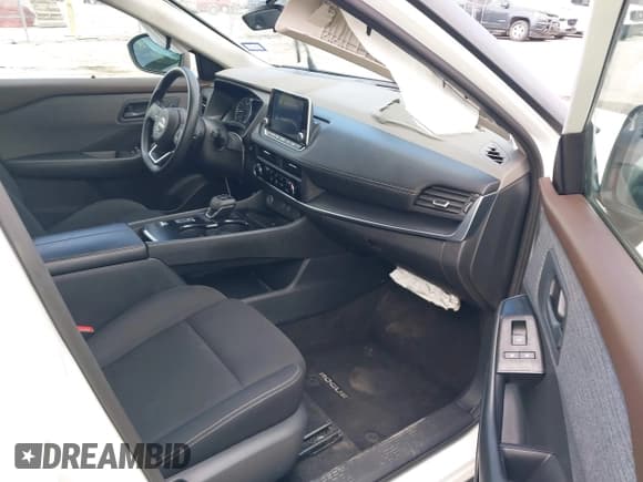 ✅ 2023 Nissan Rogue S • VIN: 5N1BT3AA7PC792287 • Lot: 43353348. Listed on IAAI with 43,883 mi. Free auction sales archive from the USA and detailed vehicle history report at DreamBid. Image 5.