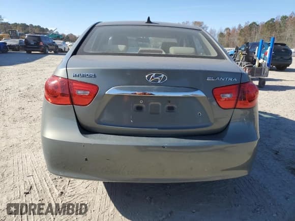✅ 2010 Hyundai Elantra SE • VIN: KMHDU4AD1AU982481 • Lot: 85424405. Listed on Copart with 263,819 mi. Free auction sales archive from the USA and detailed vehicle history report at DreamBid. Image 6.