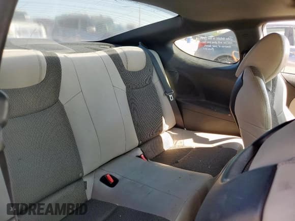 ✅ 2014 Hyundai Genesis Coupe R-Spec • VIN: KMHHT6KD1EU118793 • Lot: 80318035. Listed on Copart with Not provided. Free auction sales archive from the USA and detailed vehicle history report at DreamBid. Image 10.