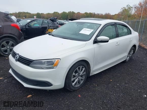 ✅ 2012 Volkswagen Jetta SE • VIN: 3VWDP7AJXCM468779 • Лот: 43516669. Опубликован ранее на IAAI с пробегом 153 442 миль. Бесплатный доступ к архиву аукционных продаж из США и подробный отчёт об истории автомобиля на DreamBid. Изображение 18.