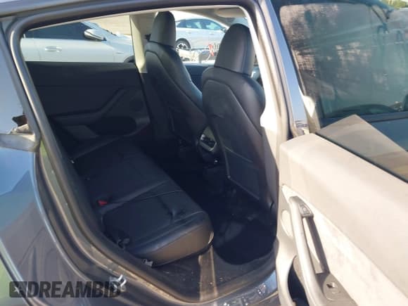 ✅ 2023 Tesla Model Y Long Range • VIN: 7SAYGDEE5PA099226 • Lot: 42004061. Listed on IAAI with 10,607 mi. Free auction sales archive from the USA and detailed vehicle history report at DreamBid. Image 8.