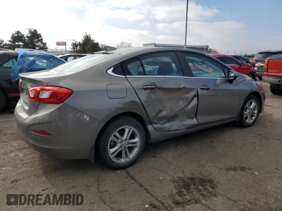 ✅ 2017 Chevrolet Cruze LT • VIN: 1G1BE5SM2H7217181 • Lot: 36311213. Listed on Copart with 56,064 mi. Free auction sales archive from the USA and detailed vehicle history report at DreamBid. Image 3.