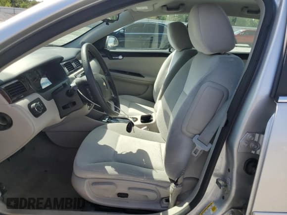 ✅ 2015 Chevrolet Impala LS • VIN: 2G1WA5E39F1114348 • Лот: 68729445. Опубликован ранее на Copart с пробегом 49 419 миль. Бесплатный доступ к архиву аукционных продаж из США и подробный отчёт об истории автомобиля на DreamBid. Изображение 7.