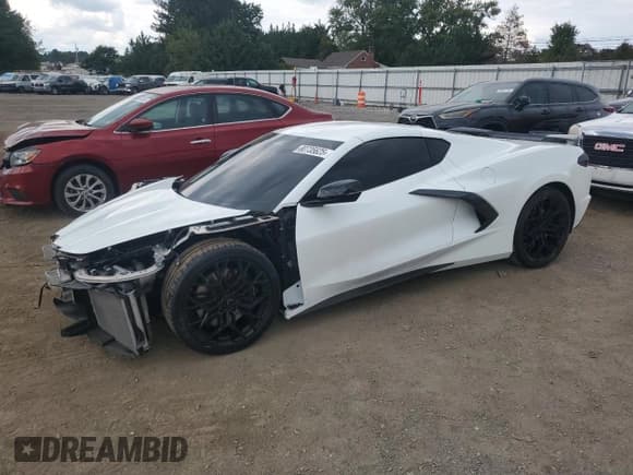 ✅ 2024 Chevrolet Corvette 1LT • VIN: 1G1YA2D47R5121495 • Lot: 80735625. Wystawiony na Copart z przebiegiem 9 113 mil. Bezpłatny archiwum sprzedaży aukcyjnych z USA i szczegółowy raport historii pojazdu na DreamBid. Zdjęcie 1.