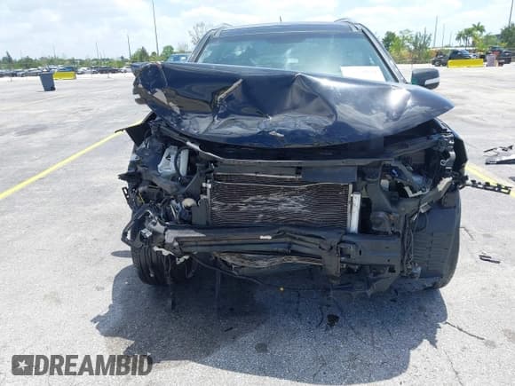 ✅ 2015 Kia Sorento SX • VIN: 5XYKWDA75FG606813 • Lot: 42161937. Wystawiony na IAAI z przebiegiem 159 856 mil. Bezpłatny archiwum sprzedaży aukcyjnych z USA i szczegółowy raport historii pojazdu na DreamBid. Zdjęcie 6.