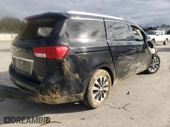 ✅ 2018 Kia Sedona SX • VIN: KNDMC5C1XJ6423628 • Lot: 90980445. Listed on Copart with 97,656 mi. Free auction sales archive from the USA and detailed vehicle history report at DreamBid. Image 3.