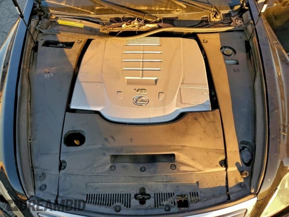 ✅ 2007 Lexus LS 460 L • VIN: JTHGL46FX75004268 • Lot: 95992595. Listed on Copart with 107,277 mi. Free auction sales archive from the USA and detailed vehicle history report at DreamBid. Image 11.