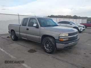 ✅ 2001 Chevrolet Silverado 1500 LS • VIN: 2GCEC19V111103239 • Lot: 43517310. Listed on IAAI with 177,501 mi. Free auction sales archive from the USA and detailed vehicle history report at DreamBid. Image 1.