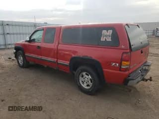 ✅ 2001 Chevrolet Silverado 1500 LT • VIN: 1GCEK19T51E166019 • Лот: 77895124. Опубликован ранее на Copart с пробегом 395 443 миль. Бесплатный доступ к архиву аукционных продаж из США и подробный отчёт об истории автомобиля на DreamBid. Изображение 2.