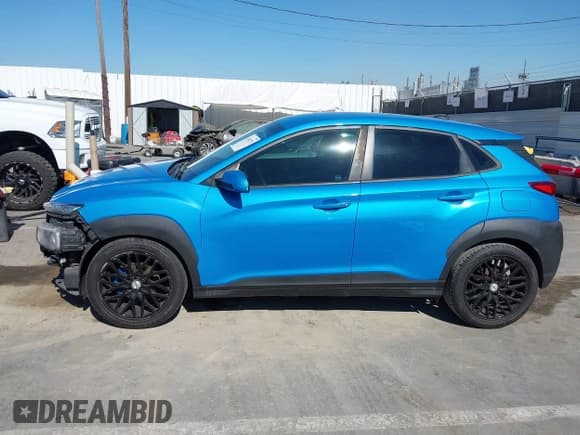 ✅ 2018 Hyundai Kona SE • VIN: KM8K12AA0JU124834 • Lot: 43562576. Listed on IAAI with 133,177 mi. Free auction sales archive from the USA and detailed vehicle history report at DreamBid. Image 15.
