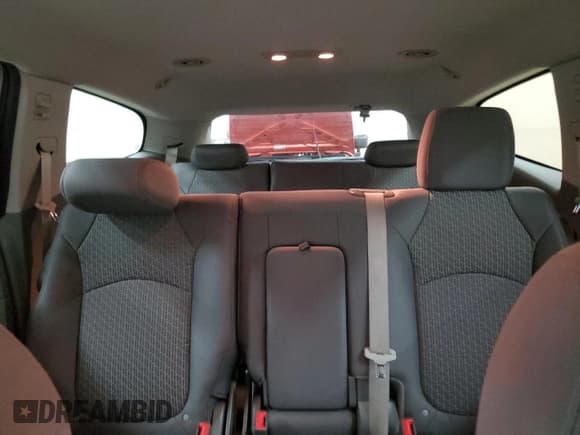 ✅ 2012 Chevrolet Traverse LS • VIN: 1GNKREED1CJ307528 • Lot: 85355725. Wystawiony na Copart z przebiegiem 142 023 mil. Bezpłatny archiwum sprzedaży aukcyjnych z USA i szczegółowy raport historii pojazdu na DreamBid. Zdjęcie 10.