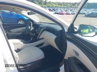 ✅ 2022 Hyundai Tucson SEL • VIN: 5NMJCCAE8NH017188 • Лот: 42821053. Размещён на IAAI с пробегом 53 717 миль миль. Получите бесплатный доступ к архиву аукционных продаж из США и посмотрите подробный отчёт об истории автомобиля на DreamBid. Изображение 5.