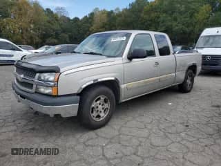 2004 Chevrolet Silverado 1500 LS with VIN 2GCEC19V741176054, listed as a Copart auction lot 82657325 with 152,005 mi miles and Clean title. Bid and sale history available at DreamBid. Image 1.