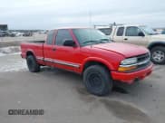 ✅ 2001 Chevrolet S-10 LS • VIN: 1GCDT19WX18195047 • Лот: 41399939. Опубликован ранее на IAAI с пробегом Не указан. Бесплатный доступ к архиву аукционных продаж из США и подробный отчёт об истории автомобиля на DreamBid. Изображение 1.