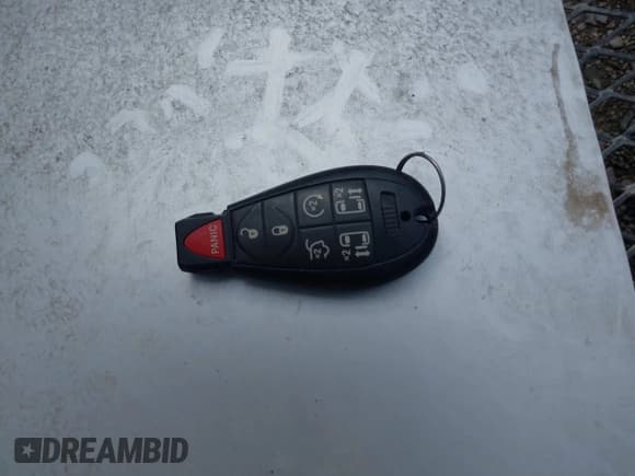 ✅ 2020 Dodge Grand Caravan GT • VIN: 2C4RDGEG7LR189234 • Lot: 42447388. Wystawiony na IAAI z przebiegiem 198 565 mil. Bezpłatny archiwum sprzedaży aukcyjnych z USA i szczegółowy raport historii pojazdu na DreamBid. Zdjęcie 11.