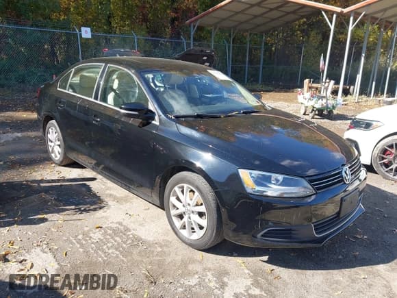 ✅ 2013 Volkswagen Jetta SE • VIN: 3VWBP7AJ2DM251106 • Lot: 43583419. Listed on IAAI with 114,158 mi. Free auction sales archive from the USA and detailed vehicle history report at DreamBid. Image 1.