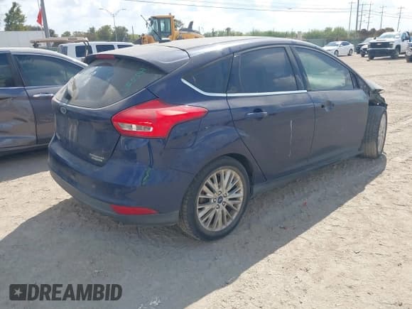✅ 2016 Ford Focus Titanium • VIN: 1FADP3N2XGL356169 • Лот: 43500967. Опубликован ранее на IAAI с пробегом 86 955 миль. Бесплатный доступ к архиву аукционных продаж из США и подробный отчёт об истории автомобиля на DreamBid. Изображение 4.