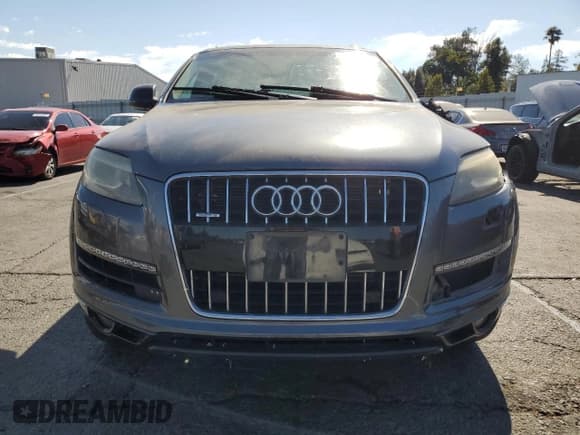 ✅ 2013 Audi Q7 Premium Plus • VIN: WA1LGAFE2DD001595 • Lot: 70378205. Listed on Copart with 133,235 mi. Free auction sales archive from the USA and detailed vehicle history report at DreamBid. Image 5.