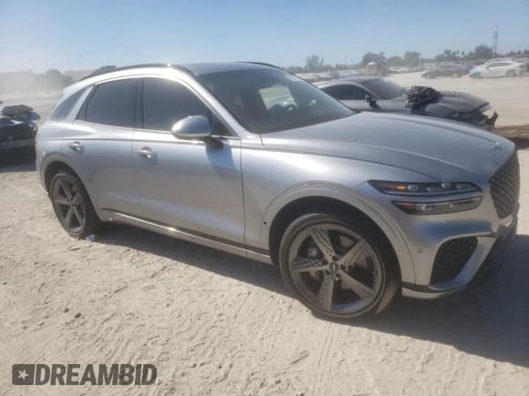 ✅ 2024 Genesis GV70 2.5T • VIN: 5NMMADTB7RH010394 • Лот: 92621745. Опубликован ранее на Copart с пробегом 17 134 миль. Бесплатный доступ к архиву аукционных продаж из США и подробный отчёт об истории автомобиля на DreamBid. Изображение 4.