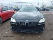 ✅ 2015 BMW 6 Series 650i xDrive • VIN: WBA6B4C51FD986074 • Lot: 41923161. Wystawiony na IAAI z przebiegiem 58 946 mil. Bezpłatny archiwum sprzedaży aukcyjnych z USA i szczegółowy raport historii pojazdu na DreamBid. Zdjęcie 12.