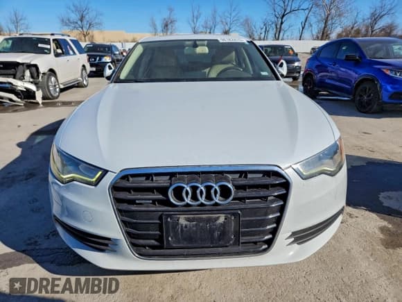 ✅ 2014 Audi A6 Premium • VIN: WAUFFAFC9EN161972 • Lot: 96162415. Wystawiony na Copart z przebiegiem 175 161 mil. Bezpłatny archiwum sprzedaży aukcyjnych z USA i szczegółowy raport historii pojazdu na DreamBid. Zdjęcie 5.