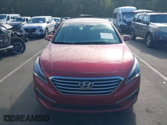 2015 Hyundai Sonata SE with VIN 5NPE24AF5FH221454, listed as a IAAI auction lot 43285695 with 128,631 mi miles and . Bid and sale history available at DreamBid. Image 12.