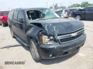 ✅ 2008 Chevrolet Suburban 3LT • VIN: 3GNFC16018G108883 • Lot: 42271973. Listed on IAAI with Not provided. Free auction sales archive from the USA and detailed vehicle history report at DreamBid. Image 1.